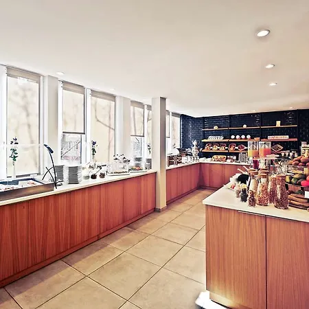 メルキュール カイザーホフ シティ センター