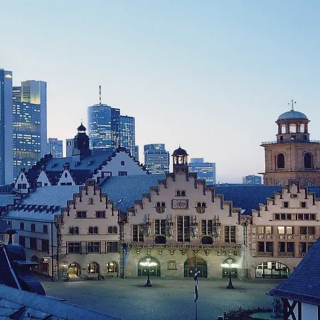 メルキュール カイザーホフ シティ センター 4*