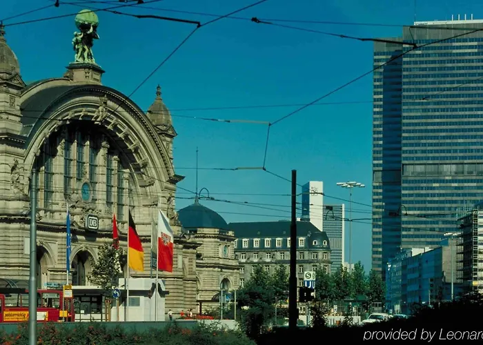 Mercure Kaiserhof Center Otel 4*